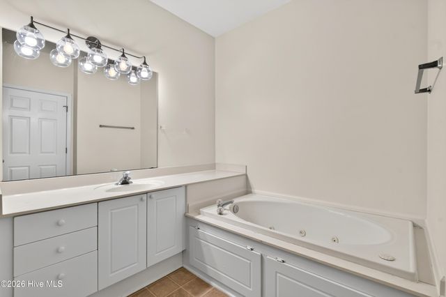 4521 Sagedale Drive Unit 101, Wilmington, NC 28405