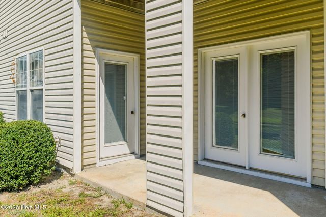 4521 Sagedale Drive Unit 101, Wilmington, NC 28405