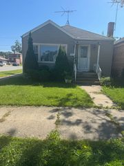12401 S Carpenter Street, Calumet Park, IL 60827