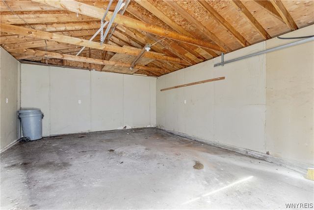 25 Hartman Place, Buffalo, NY 14207