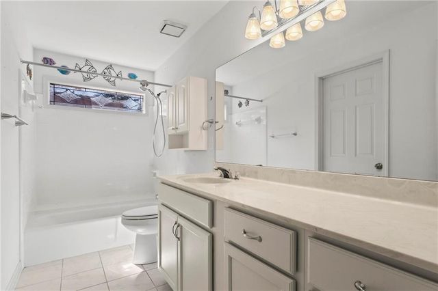 146 Lakeside Drive NW, Kennesaw, GA 30144