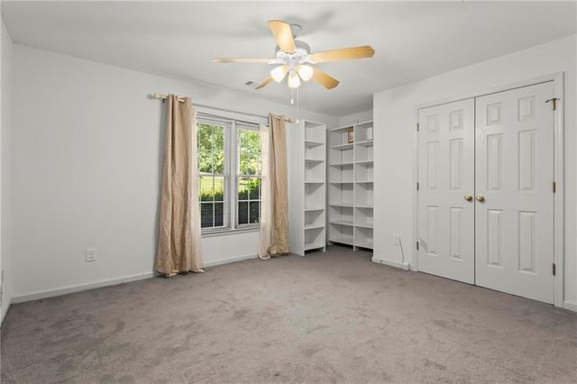 146 Lakeside Drive NW, Kennesaw, GA 30144