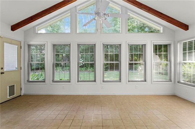 146 Lakeside Drive NW, Kennesaw, GA 30144