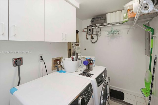 9805 NW 52nd St 102, Doral, FL 33178