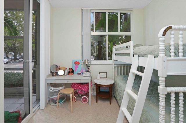 9805 NW 52nd St 102, Doral, FL 33178