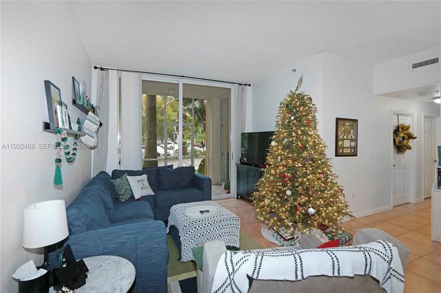 9805 NW 52nd St 102, Doral, FL 33178