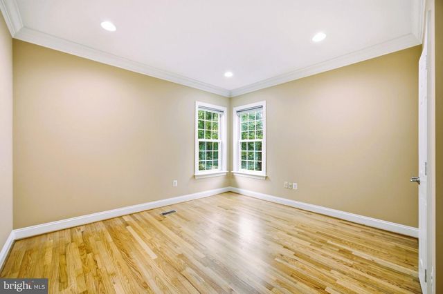 5818 BRADLEY BLVD, Bethesda, MD 20814