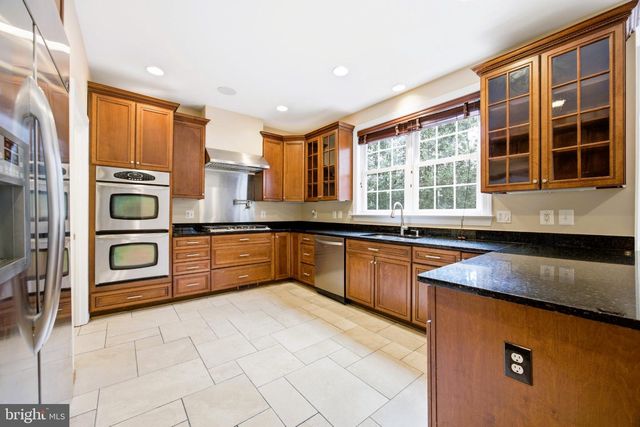 5818 BRADLEY BLVD, Bethesda, MD 20814