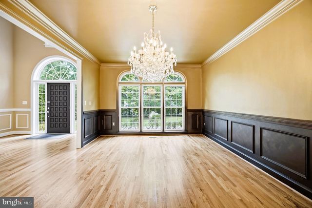 5818 BRADLEY BLVD, Bethesda, MD 20814