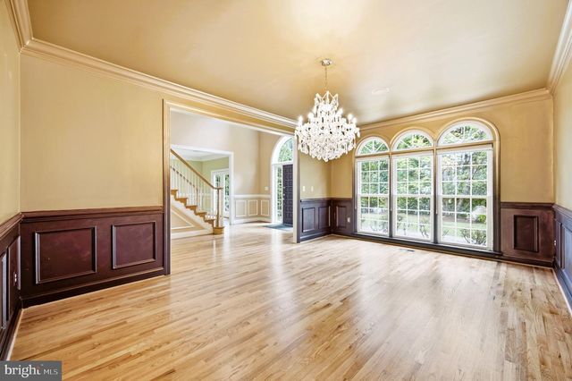 5818 BRADLEY BLVD, Bethesda, MD 20814