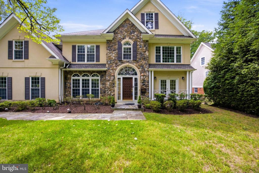 5818 BRADLEY BLVD, Bethesda, MD 20814