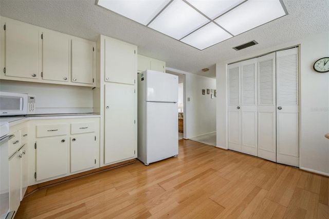 9 FORBES PLACE 211, Dunedin, FL 34698