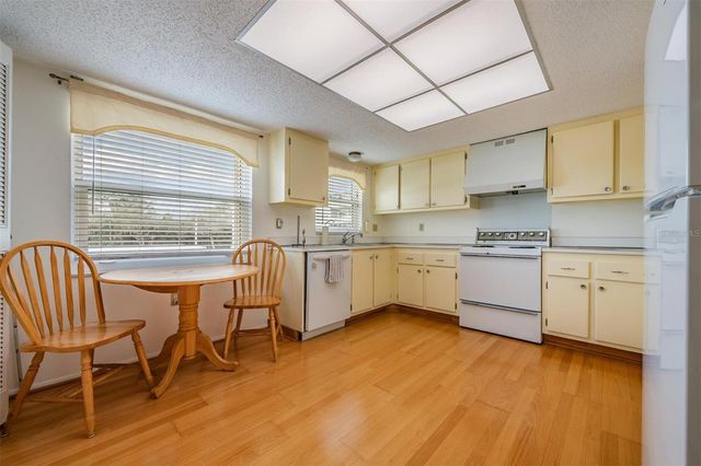 9 FORBES PLACE 211, Dunedin, FL 34698