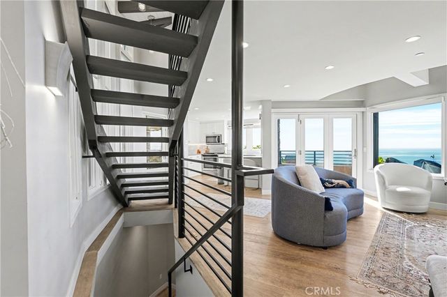 2590 Iris, Laguna Beach, CA 92651