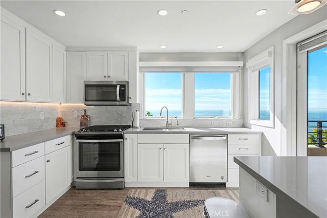 2590 Iris, Laguna Beach, CA 92651