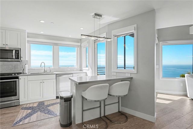 2590 Iris, Laguna Beach, CA 92651