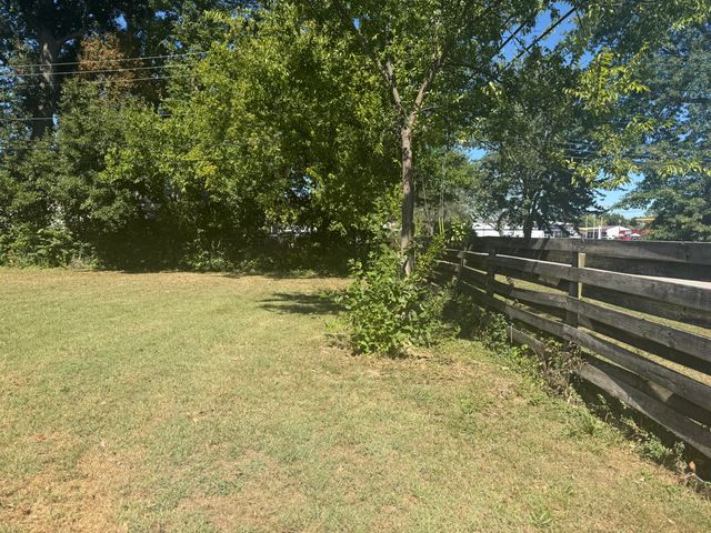 112 Woodford Avenue, Berea, KY 40403