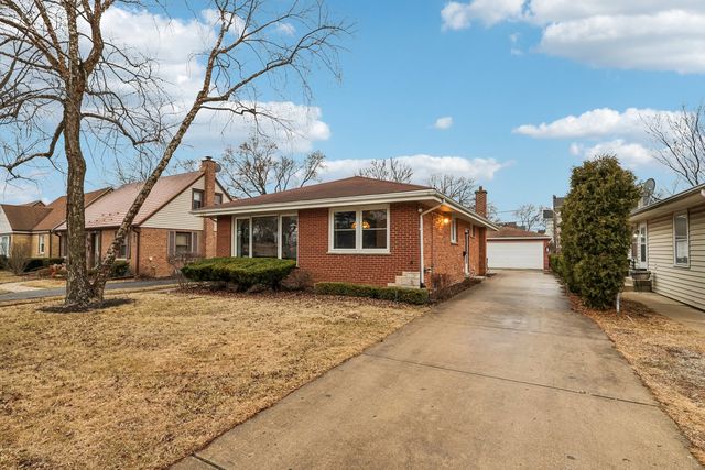 124 Harlem Avenue, Glenview, IL 60025