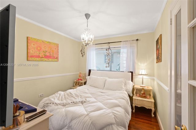 6315 Maynada St, Coral Gables, FL 33146