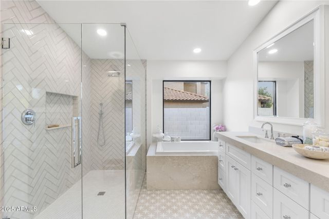 5507 E KINGS Avenue, Scottsdale, AZ 85254