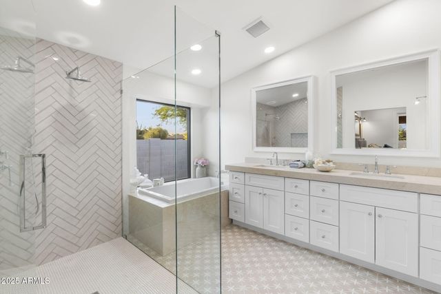 5507 E KINGS Avenue, Scottsdale, AZ 85254