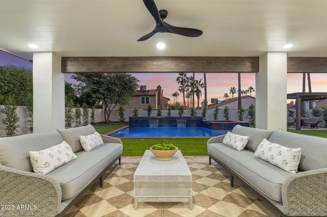 5507 E KINGS Avenue, Scottsdale, AZ 85254