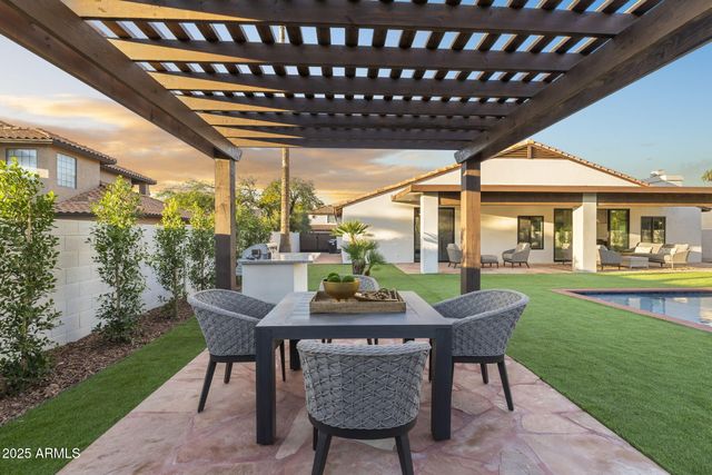 5507 E KINGS Avenue, Scottsdale, AZ 85254