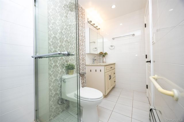 22447 76th Road, Oakland Gardens, NY 11364