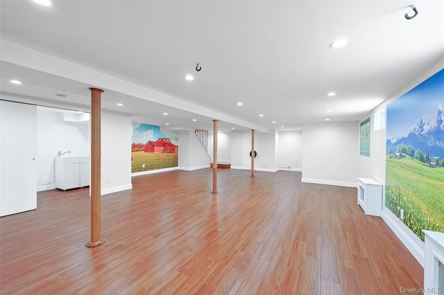 22447 76th Road, Oakland Gardens, NY 11364