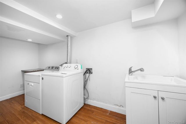 22447 76th Road, Oakland Gardens, NY 11364