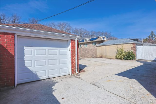 22447 76th Road, Oakland Gardens, NY 11364