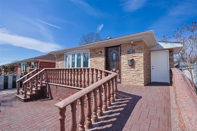 22447 76th Road, Oakland Gardens, NY 11364