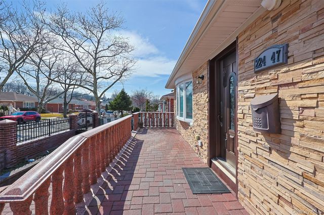 22447 76th Road, Oakland Gardens, NY 11364