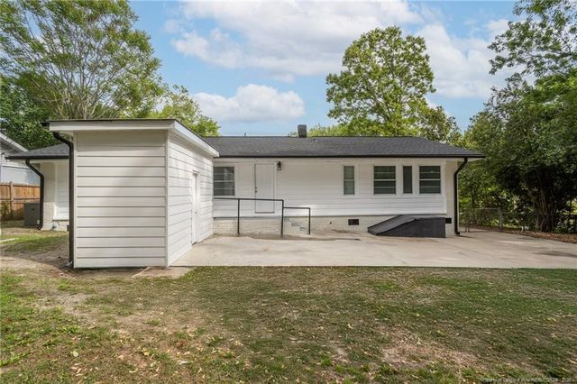 1016 Martindale Drive, Fayetteville, NC 28304