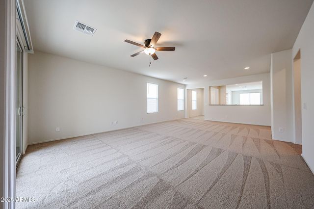 7106 W Hedge Hog Place, Peoria, AZ 85383