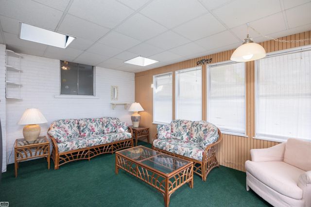 20424 Sunnydale Street, St Clair Shores, MI 48081