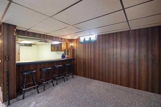 20424 Sunnydale Street, St Clair Shores, MI 48081