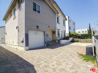 963 N Wilton Place 963 1/2, Los Angeles, CA 90038
