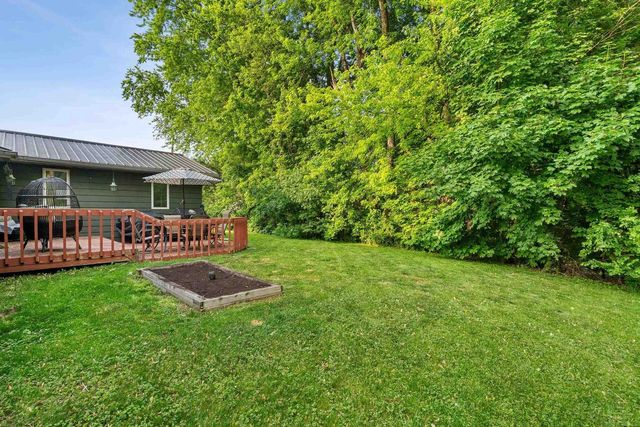 1708 THELEN AVENUE, Kaukauna, WI 54130