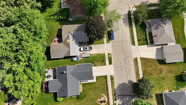 1708 THELEN AVENUE, Kaukauna, WI 54130