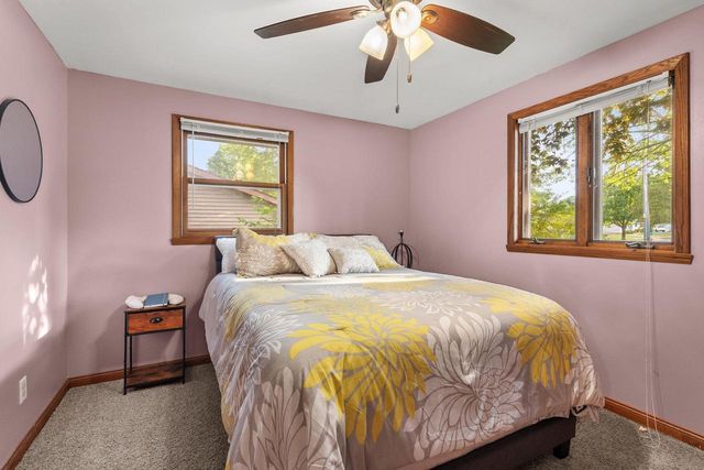1708 THELEN AVENUE, Kaukauna, WI 54130