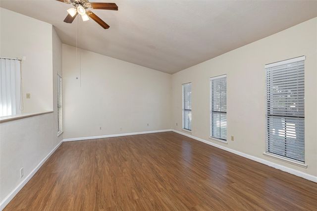 5217 Ragan Drive, The Colony, TX 75056