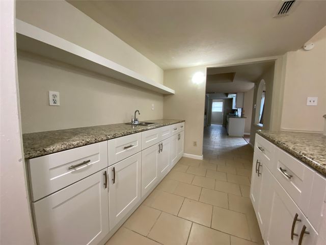 5217 Ragan Drive, The Colony, TX 75056