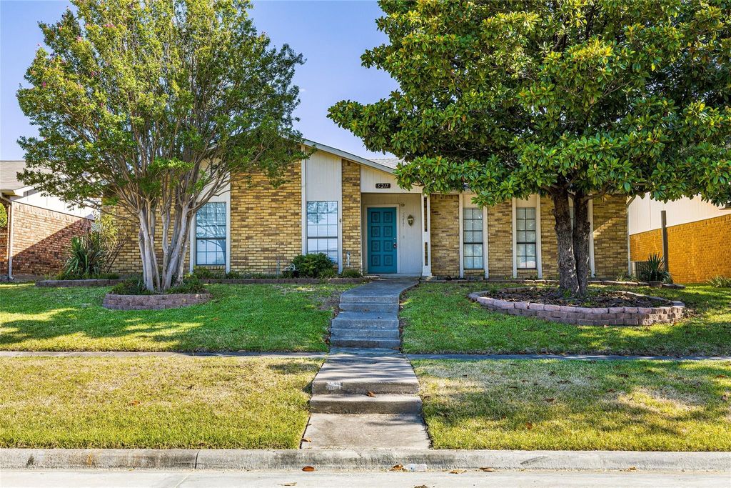 5217 Ragan Drive, The Colony, TX 75056