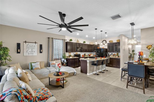 8647 FALLING BLUE PLACE, Riverview, FL 33578