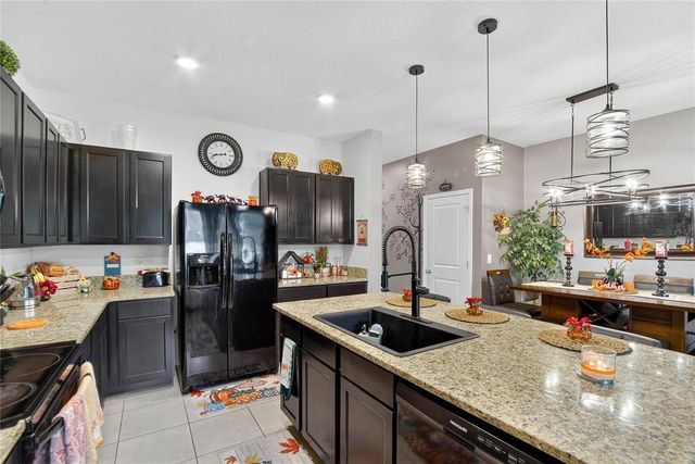 8647 FALLING BLUE PLACE, Riverview, FL 33578