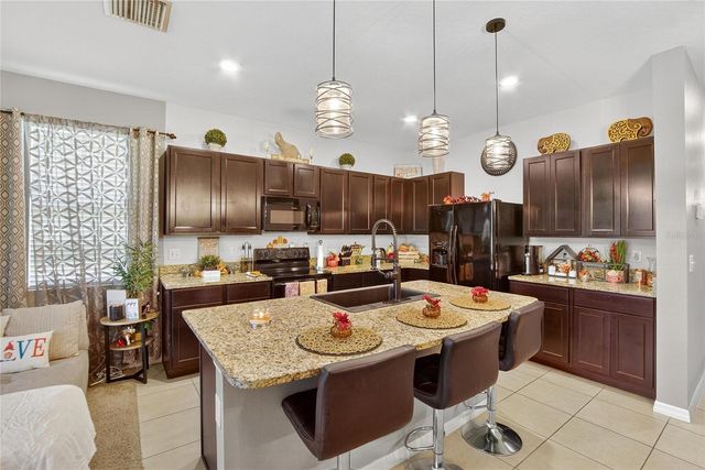 8647 FALLING BLUE PLACE, Riverview, FL 33578