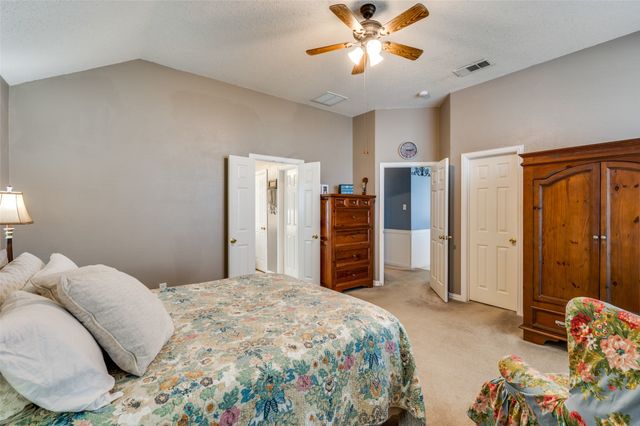 115 Dogwood Trail, Shady Shores, TX 76208