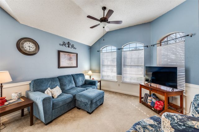 115 Dogwood Trail, Shady Shores, TX 76208