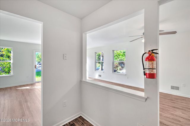 11 Esplanade Way, Bayville, NJ 08721